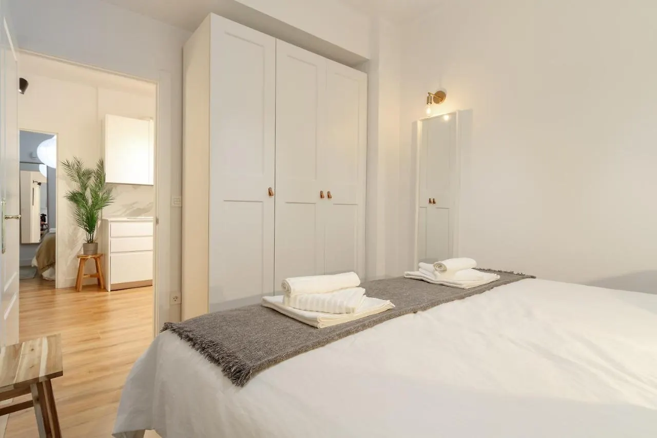 Bilbao Heart 2Bdr Apartment - Parking Privado Opcional 0*,  Spain